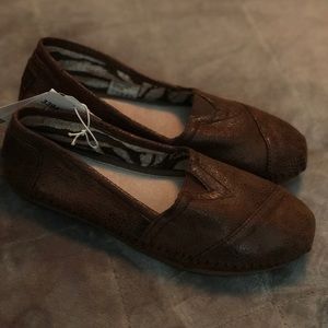 Brown suede bobs by sketchers with memory foam